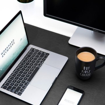 Podložky pod myš a klávesnici LoveMosh – design, pohodlí a kvalita pro váš pracovní prostor